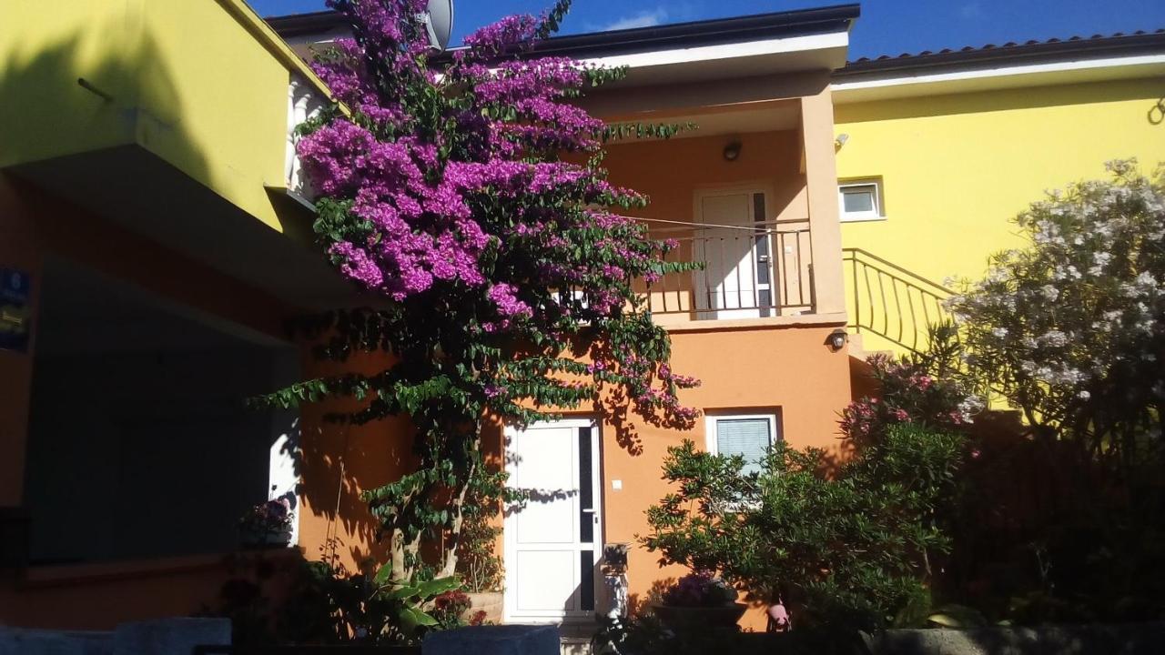 Apartments Mirjana Petrcane Luaran gambar
