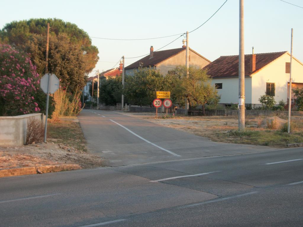 Apartments Mirjana Petrcane Luaran gambar