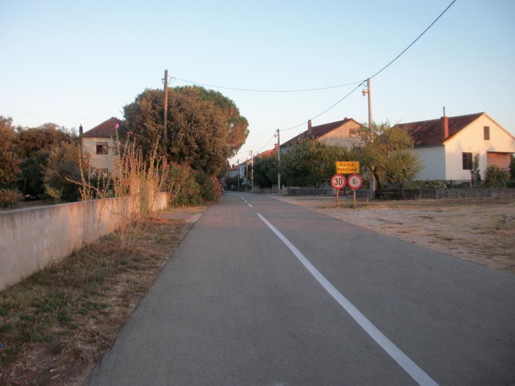 Apartments Mirjana Petrcane Luaran gambar