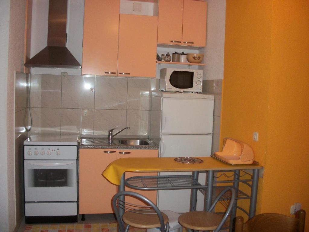 Apartments Mirjana Petrcane Bilik gambar