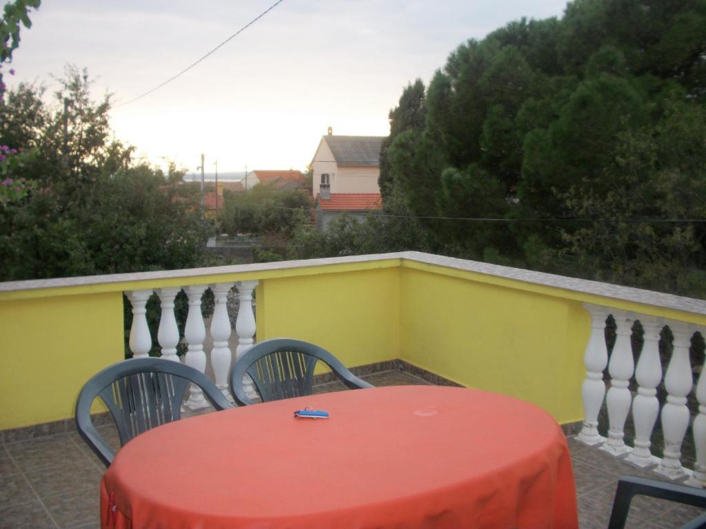 Apartments Mirjana Petrcane Luaran gambar