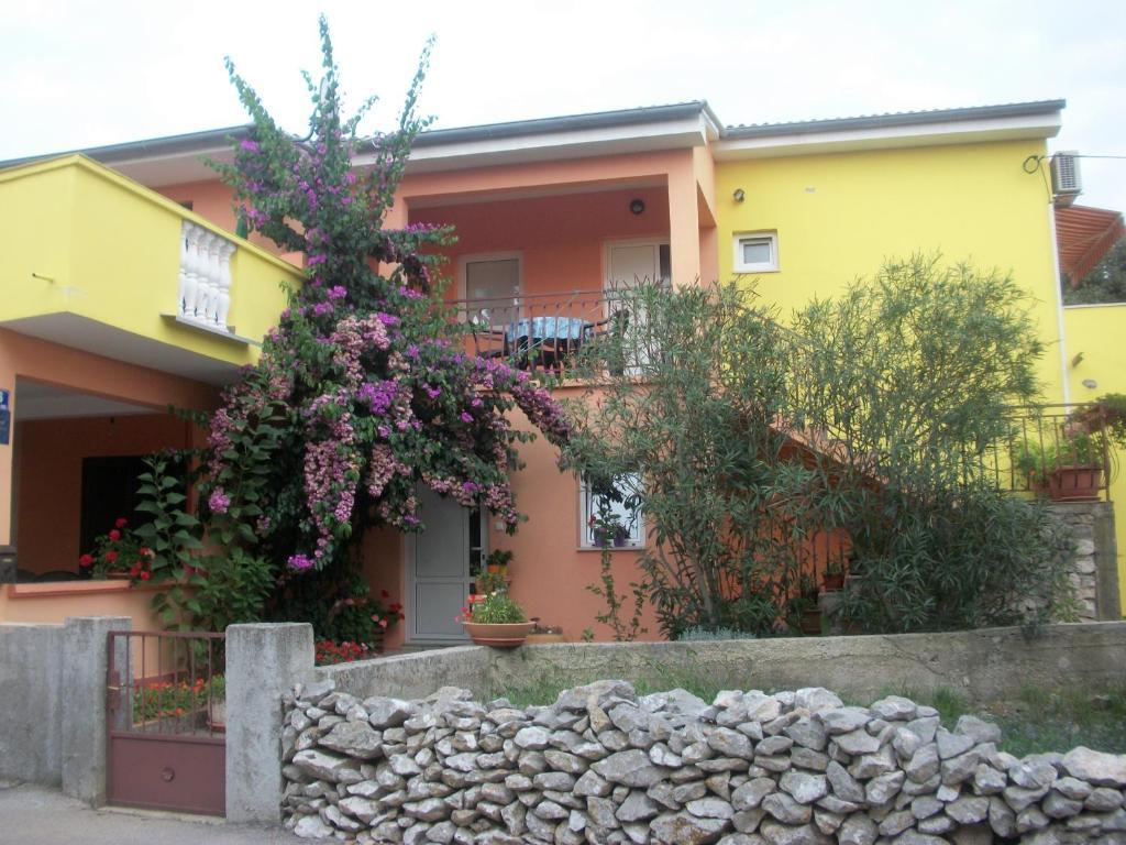 Apartments Mirjana Petrcane Luaran gambar