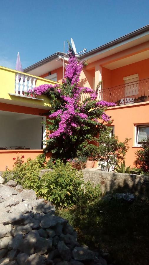 Apartments Mirjana Petrcane Luaran gambar